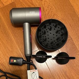 Diffusing hair dryer